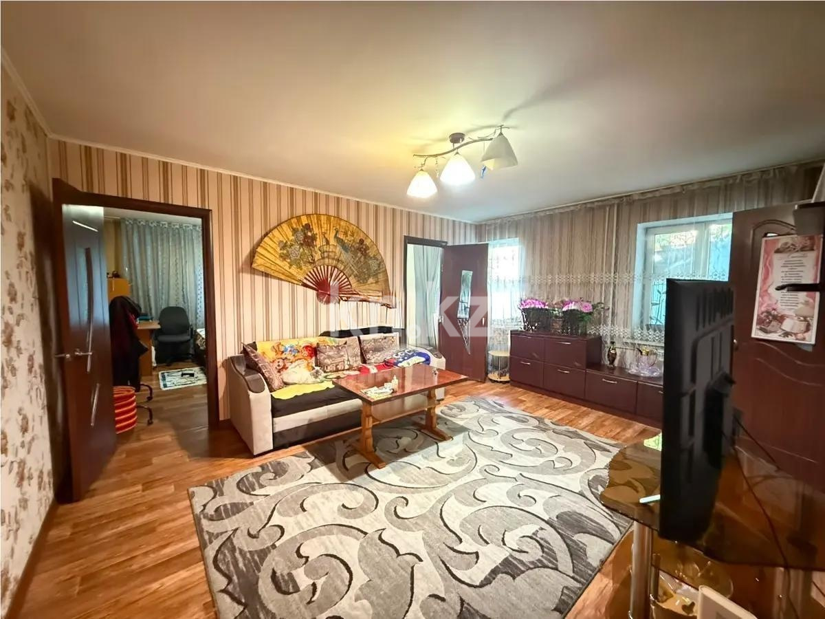 Продажа 3-комнатной квартиры, 50 м² - Продажа трехкомнатных квартир от собственников в Алматы - страница 17 фото 1 из 4