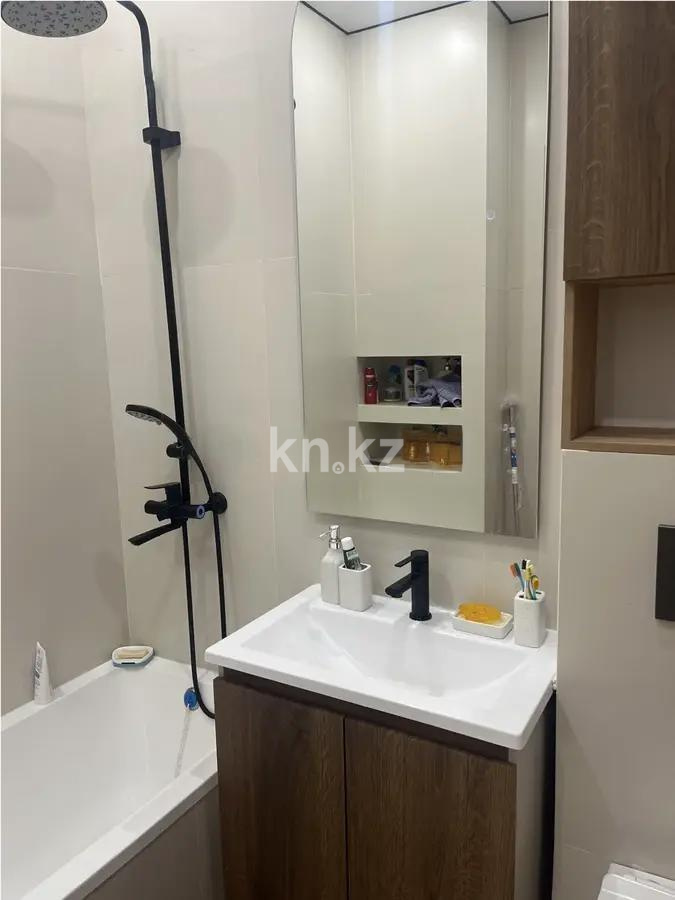 Продажа 3-комнатной квартиры, 68.7 м², ул. Байтурсынова, дом  47 стр в Астане - фото 3