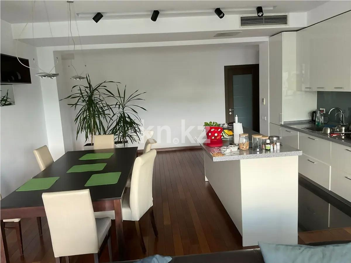 Продажа 4-комнатной квартиры, 125 м², ул. Кабанбай батыра, дом  51 - Продажа квартир в Алматы без посредников с фото фото 2 из 2