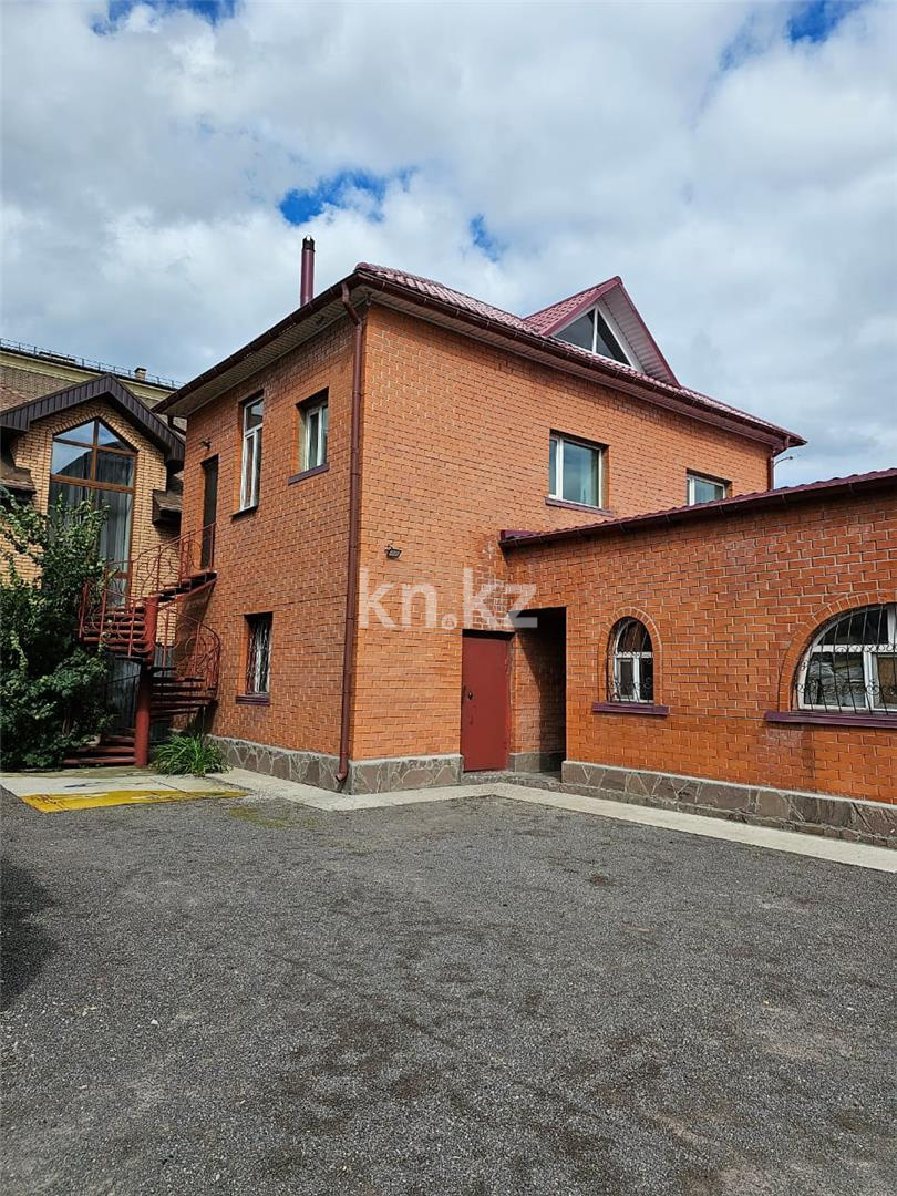 Продажа , 700 м², ул. Жанибекова, дом  59 - Продажа действующего бизнеса в Караганде фото 2 из 22