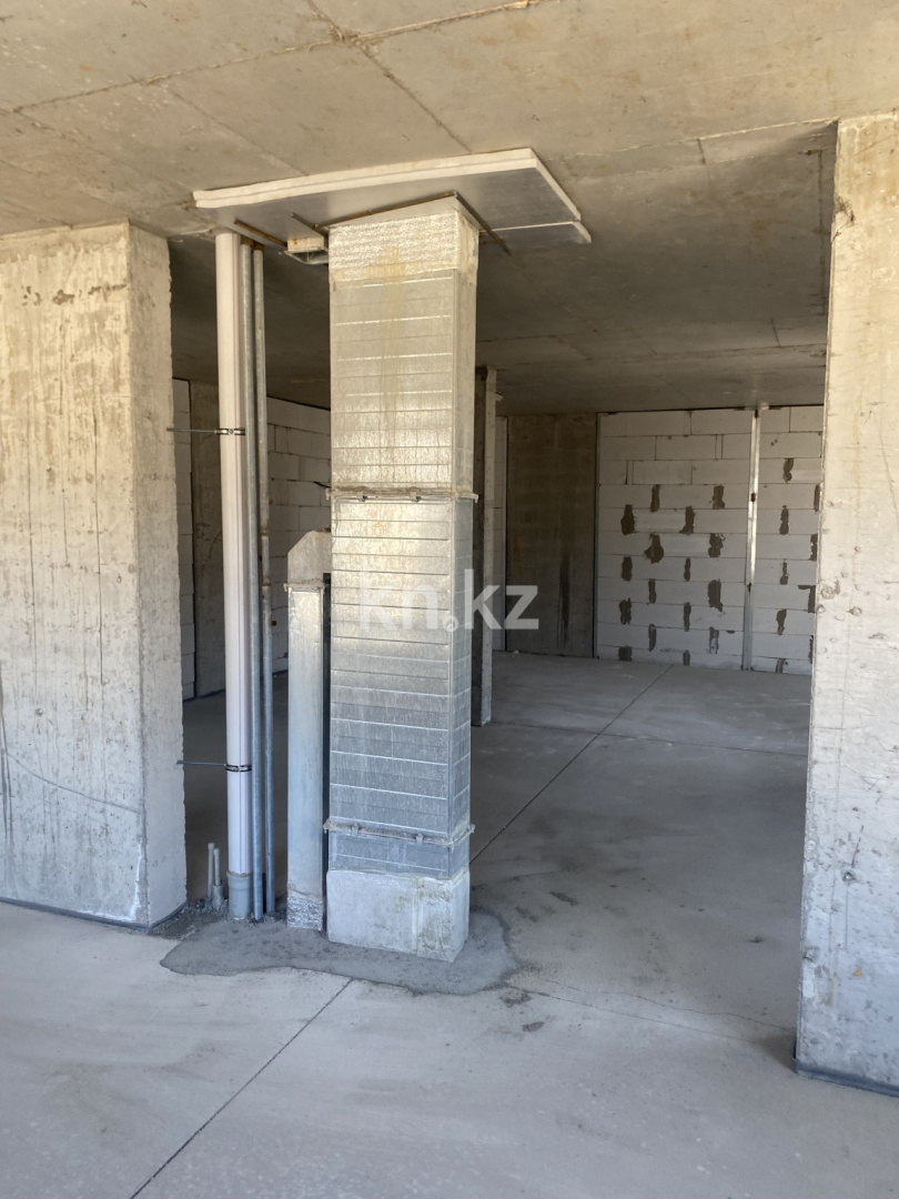 Продажа 3-комнатной квартиры, 80 м², ул. Утепова, дом  30 - Жандосова Розыбакиева - Продажа  трехкомнатных квартир в новостройках Алматы фото 2 из 11