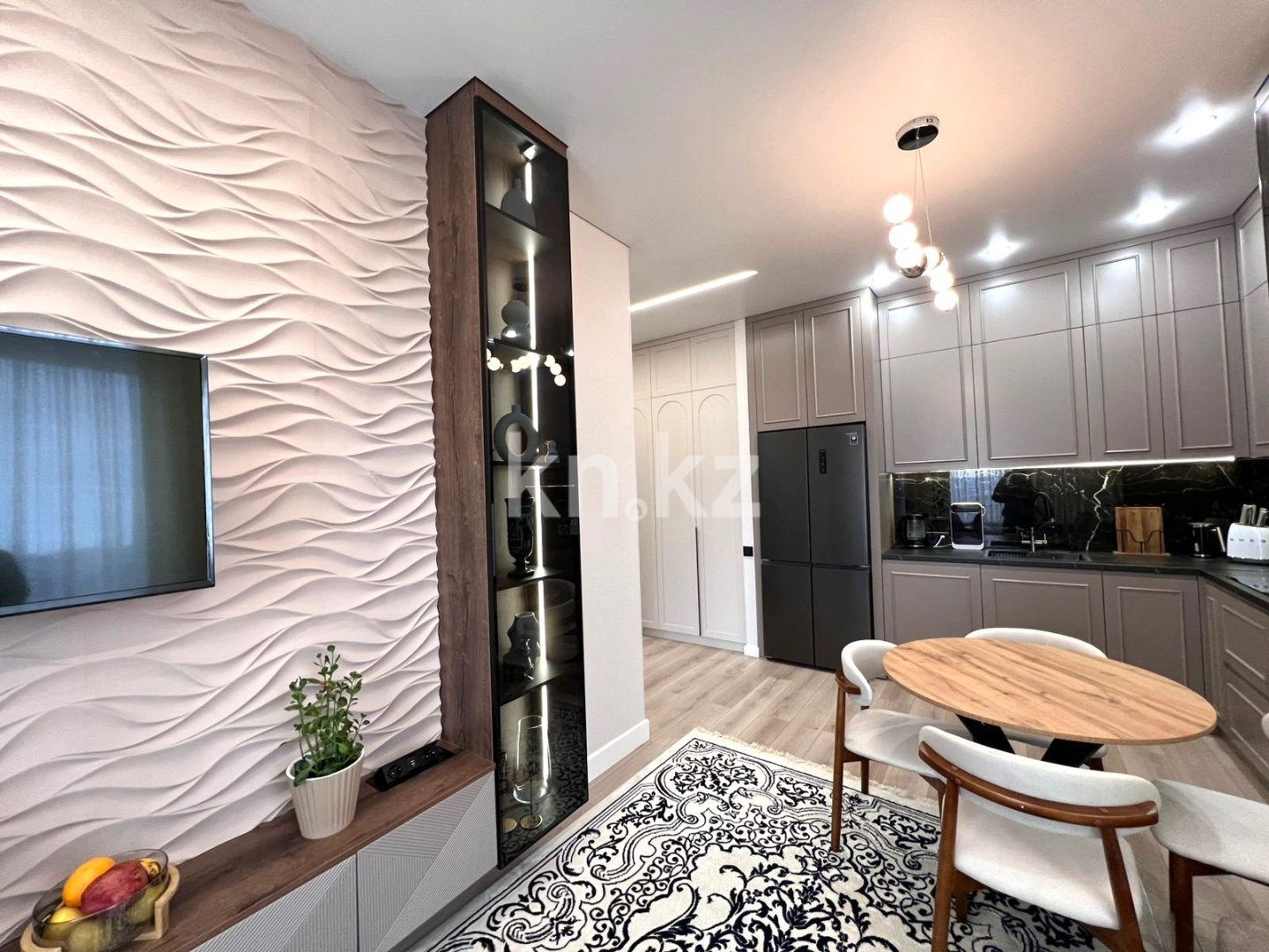 Продажа 3-комнатной квартиры, 66 м², ул. Толе би, дом  27 - пр. Улы Дала в Астане