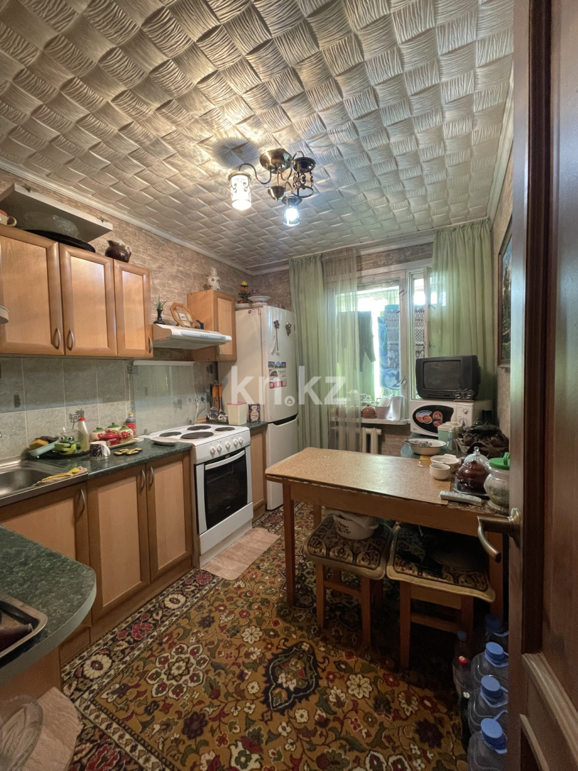 Продажа 3-комнатной квартиры, 63 м², ул. Бажова, дом  333/6 - Продажа  трехкомнатных квартир в Усть-Каменогорске фото 4 из 19