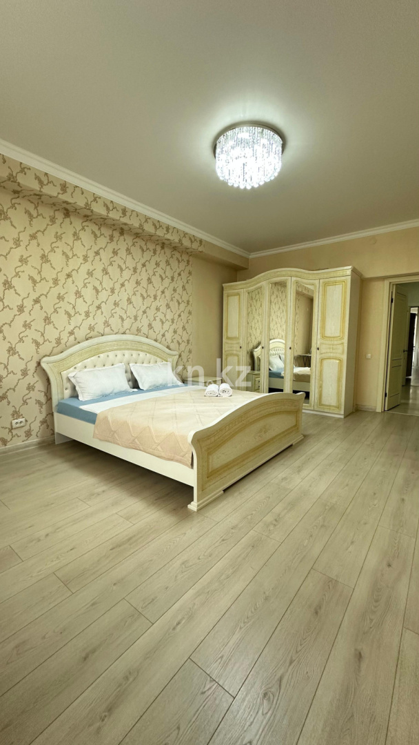 Аренда 3-комнатной квартиры посуточно, 110 м², Навои 208, дом  208/8 - ул. Торайгырова - Аренда квартир посуточно в Алматы с фото фото 3 из 13