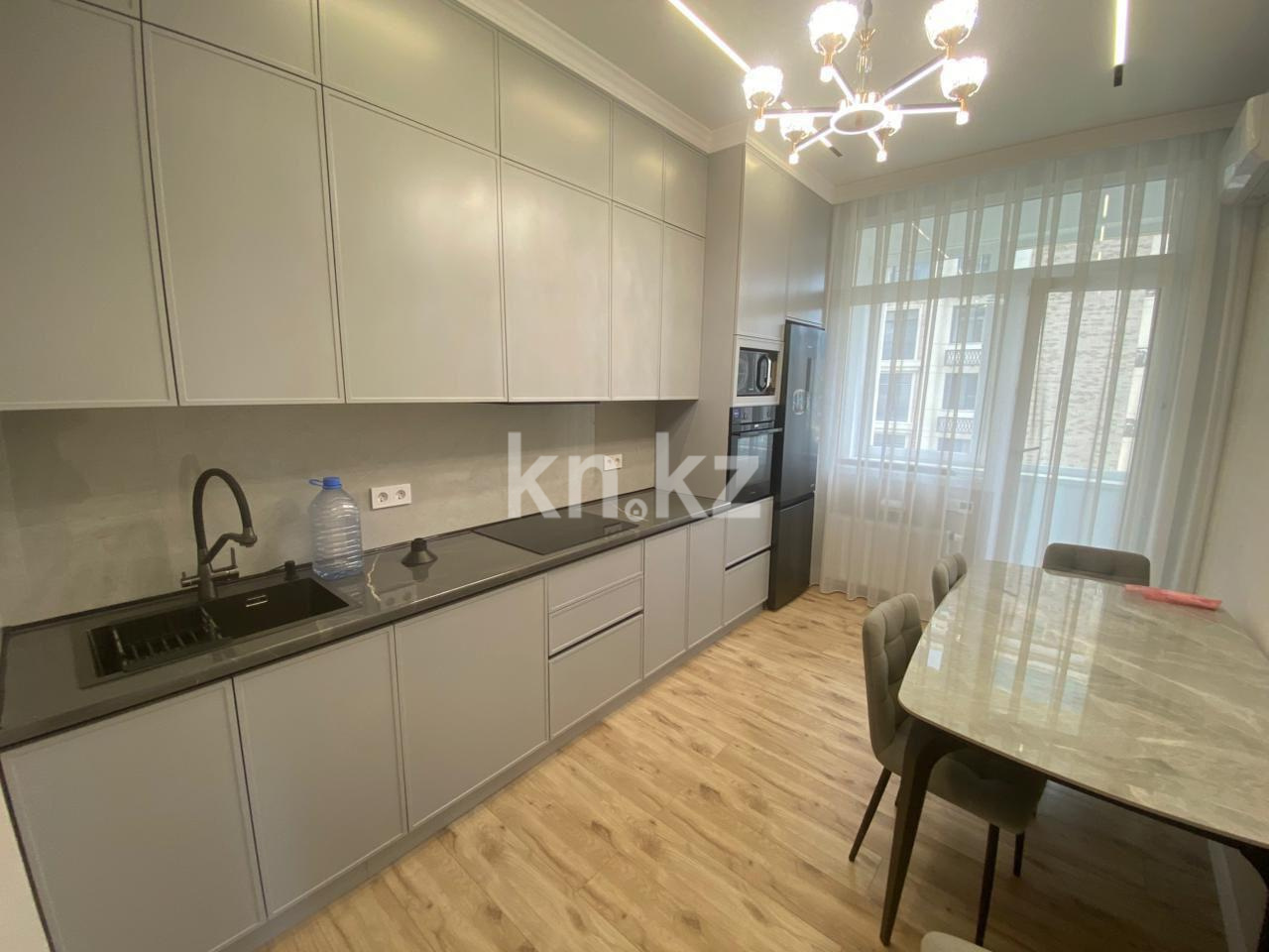 Аренда 2-комнатной квартиры, 70 м², ул. А-32, дом  13 - Аренда  двухкомнатных квартир помесячно в Астане фото 2 из 9