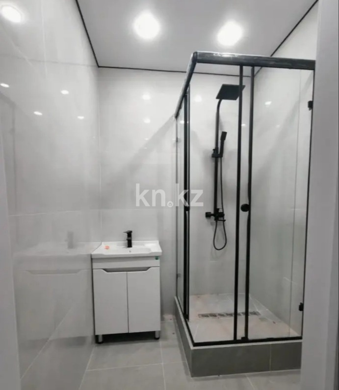 Продажа 4-комнатной квартиры, 105 м², ул. Кенесары, дом  9 в Астане - фото 5