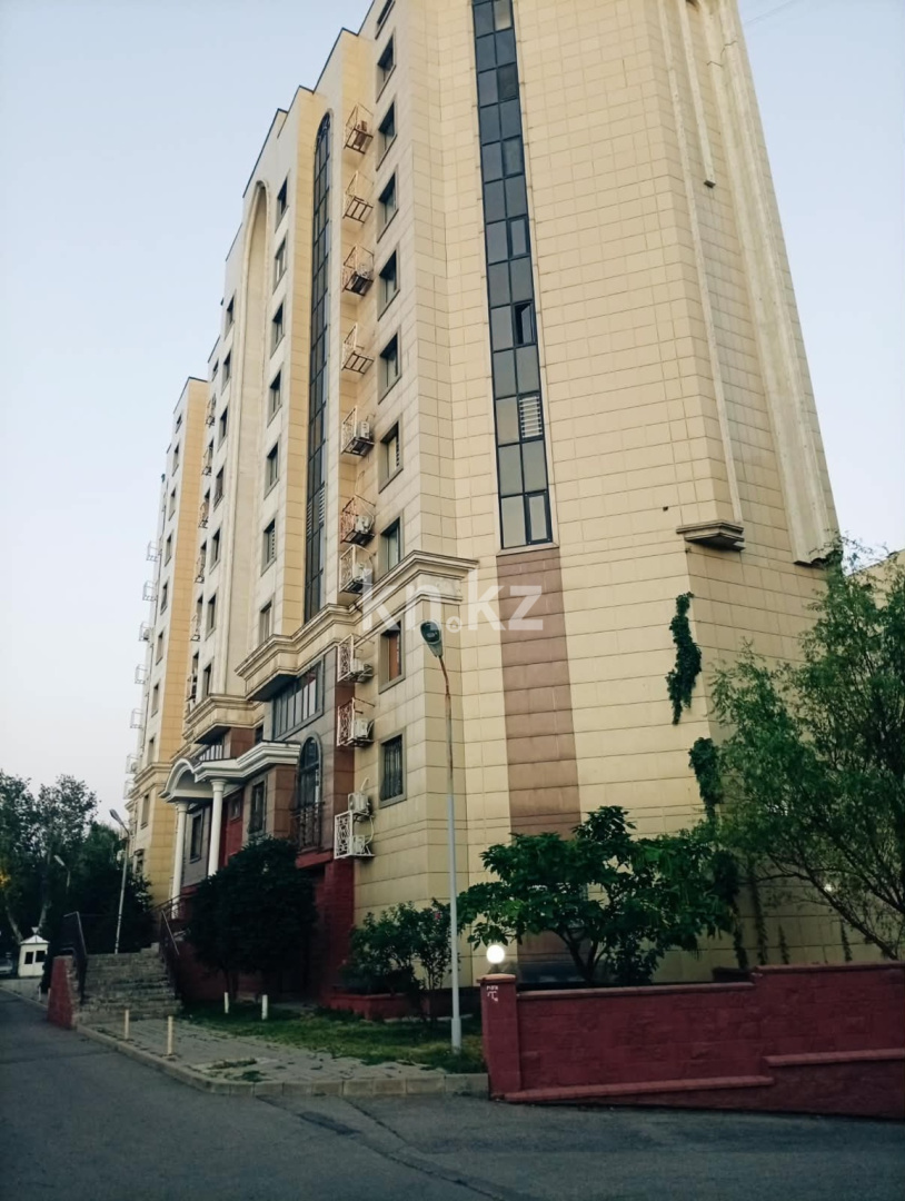 Аренда 2-комнатной квартиры, 55 м² - Аренда недвижимости в Алматы фото 1 из 11