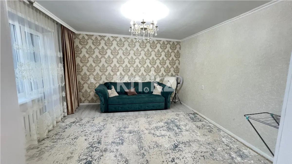 Продажа 4-комнатной квартиры, 80 м², мкр-н Степной-3, дом  3/2 - Продажа  четырехкомнатных квартир в Караганде без посредников фото 1 из 8