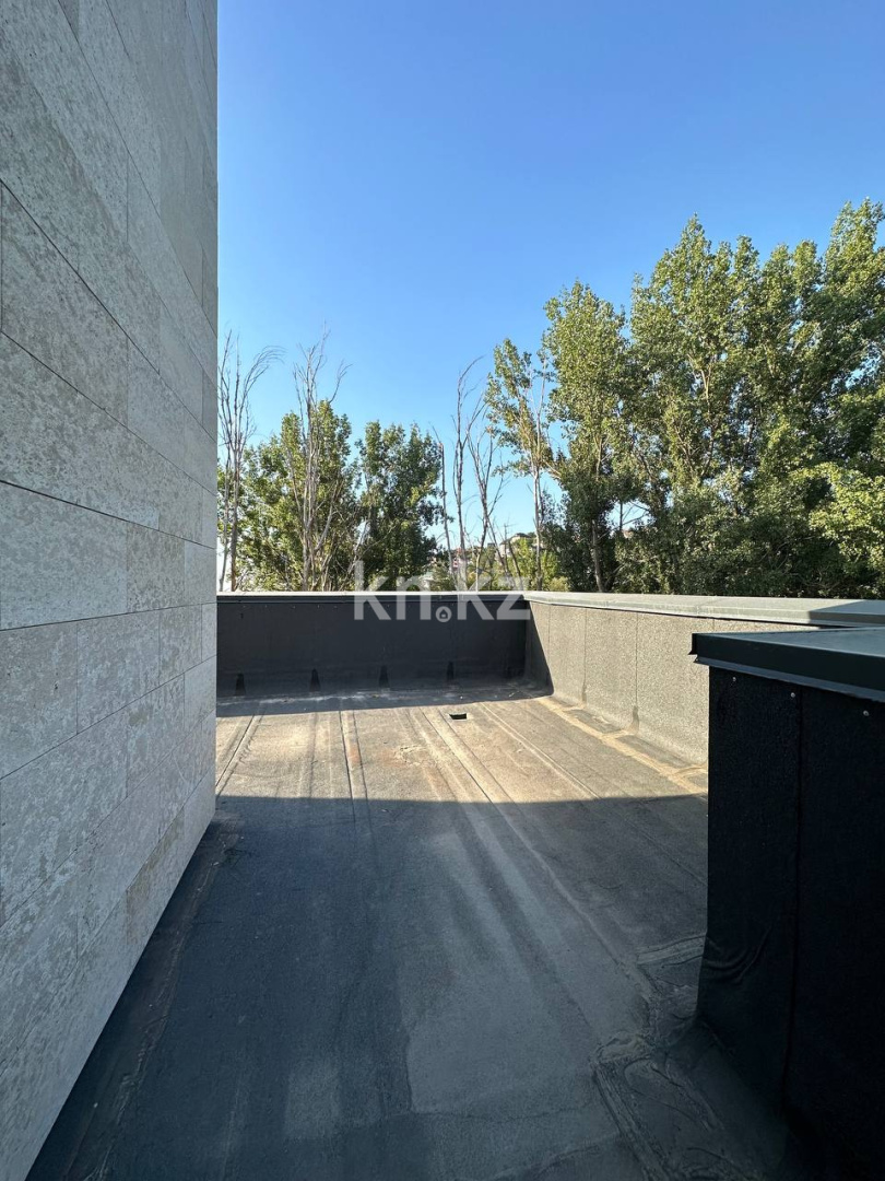 Продажа 4-комнатной квартиры, 213 м², Ерменсай, дом  36 - ул. Ушкемпирова - Продажа  четырехкомнатных квартир в новостройках Алматы фото 7 из 8