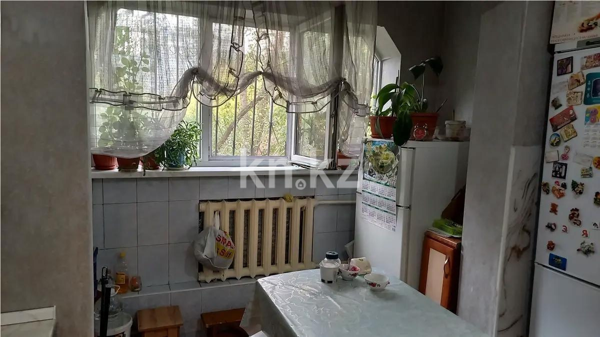 Продажа 2-комнатной квартиры, 58 м², мкр-н Аксай-5, дом  7 - Продажа  двухкомнатных квартир в Алматы без посредников фото 1 из 3