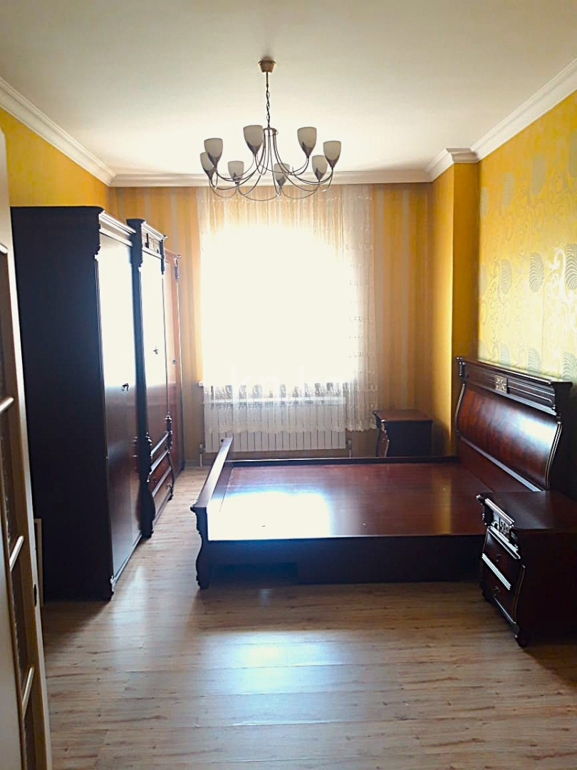 Продажа 5-комнатной квартиры, 152 м², ул. Баянауыл, дом  1 - Центр города, Золотой квадрат, район Школы-гимназии №31 - Продажа квартир в Астане фото 14 из 38