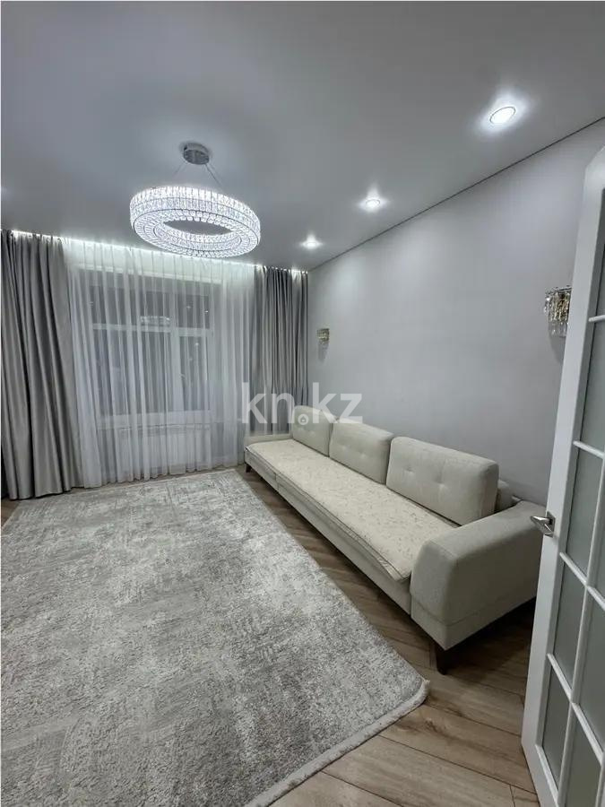 Продажа 3-комнатной квартиры, 88 м², 067 учетный квартал, дом  456/3 - Продажа  трехкомнатных квартир в Караганде без посредников с фото фото 1 из 6