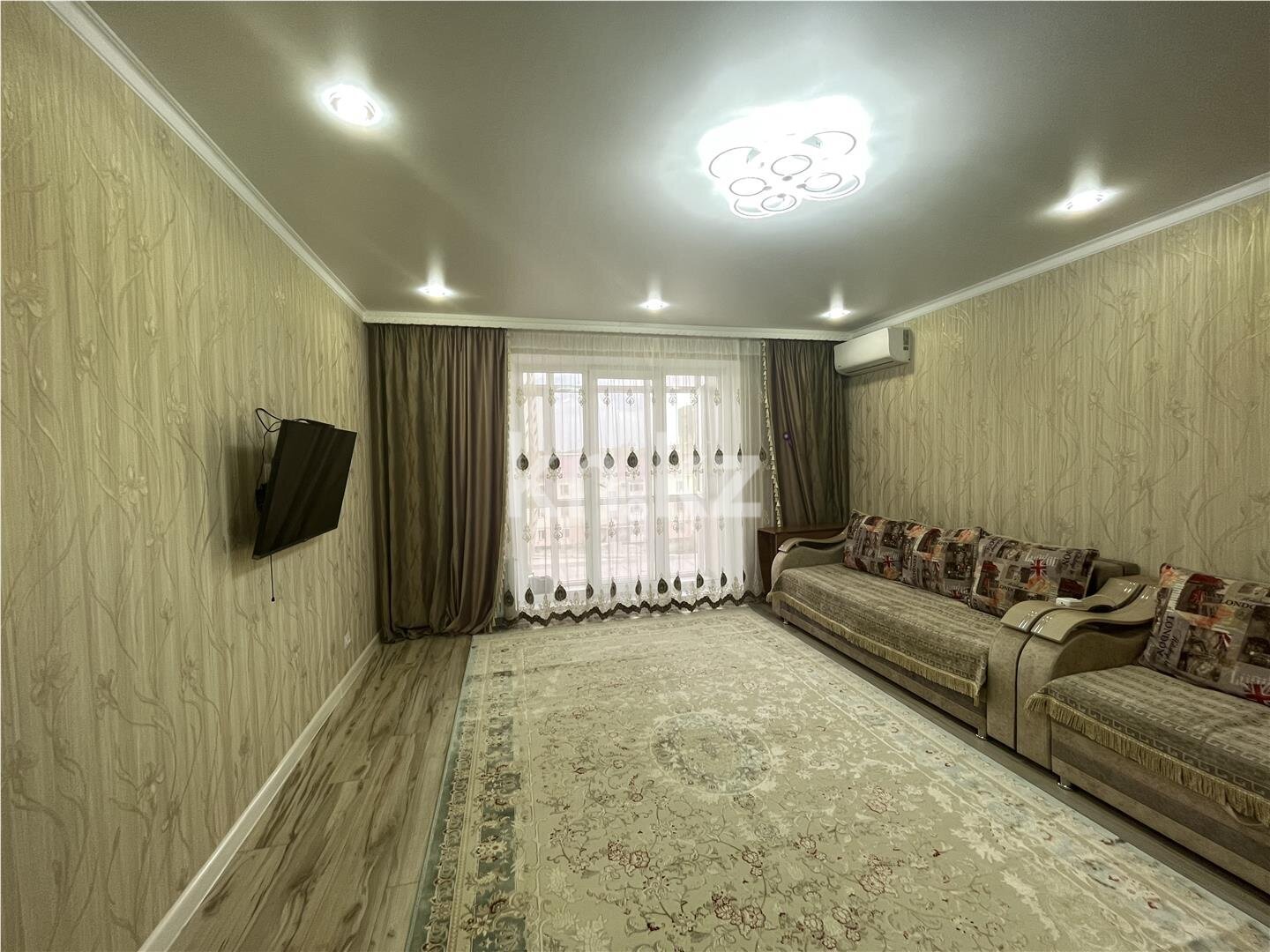 Продажа 2-комнатной квартиры, 65 м² в Караганде