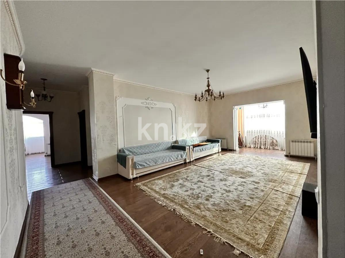 Продажа 4-комнатной квартиры, 166 м² - Продажа квартир в Казахстане - страница 30 фото 1 из 7