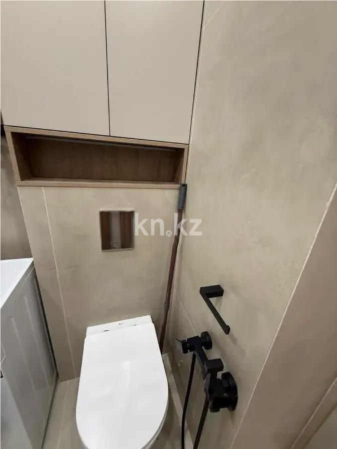 Продажа 3-комнатной квартиры, 64 м² в Алматы - фото 2