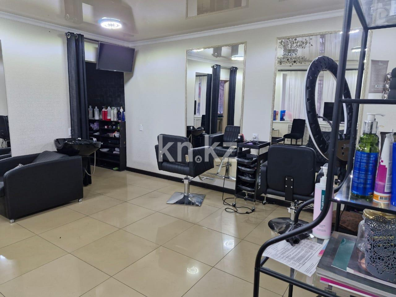 Продажа , 200 м², мкр-н Степной-4 - Продажа офисных и торговых помещений в Караганде фото 2 из 32