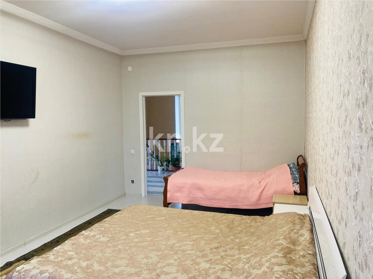 Продажа 6-комнатного дома, 245 м², ул. Турекулова - Продажа домов, коттеджей в Караганде фото 10 из 31