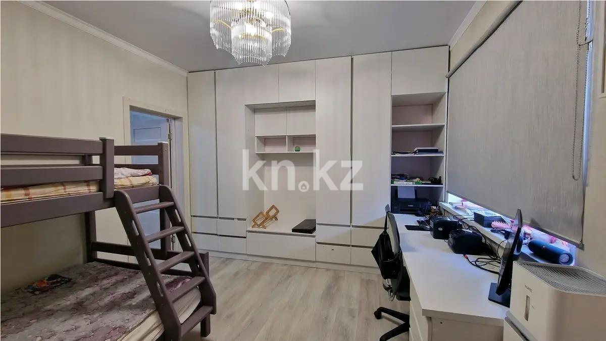 Продажа 3-комнатной квартиры, 70.4 м², мкр-н Дарабоз, дом  25а в Алматы - фото 4