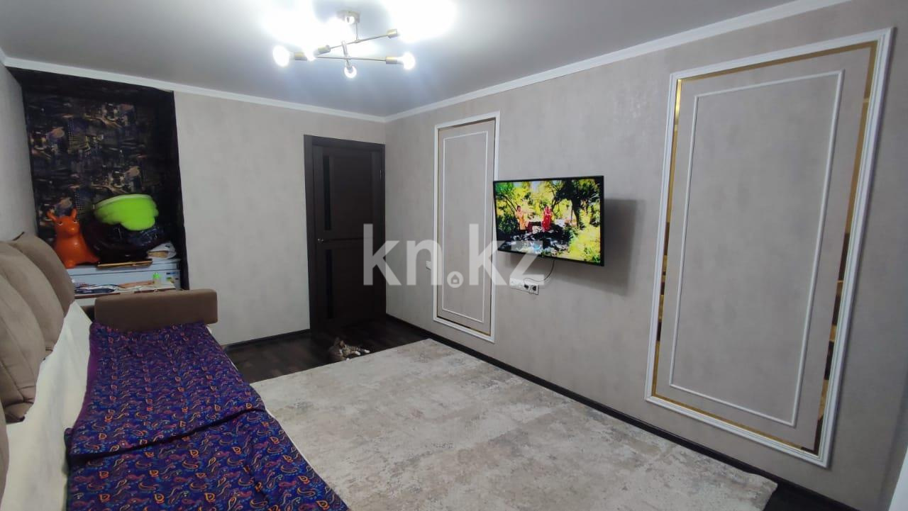 Продажа 2-комнатной квартиры, 43 м², мкр-н 17 - Продажа квартир в Караганде фото 1 из 11