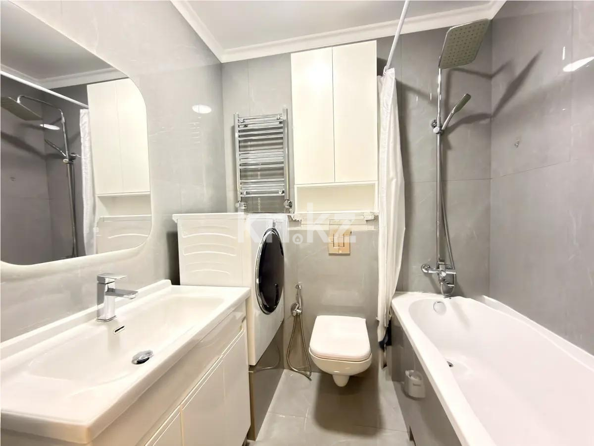 Продажа 3-комнатной квартиры, 66.7 м² в Алматы - фото 4