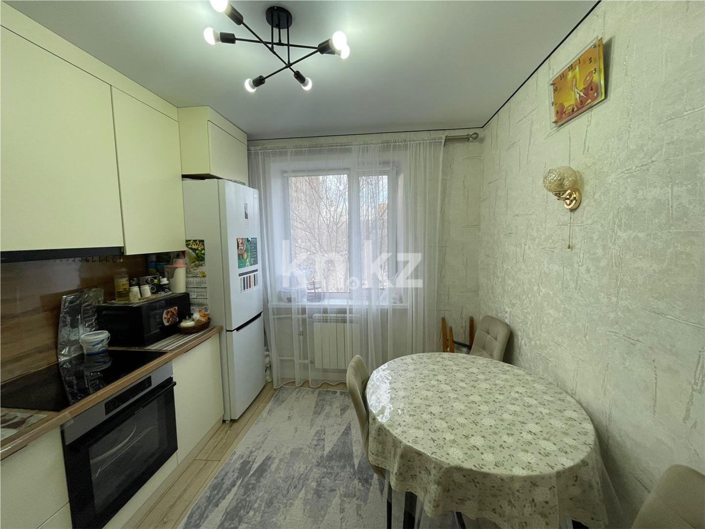 Продажа 3-комнатной квартиры, 72 м² - Недвижимость в Караганде - страница 3 фото 1 из 9