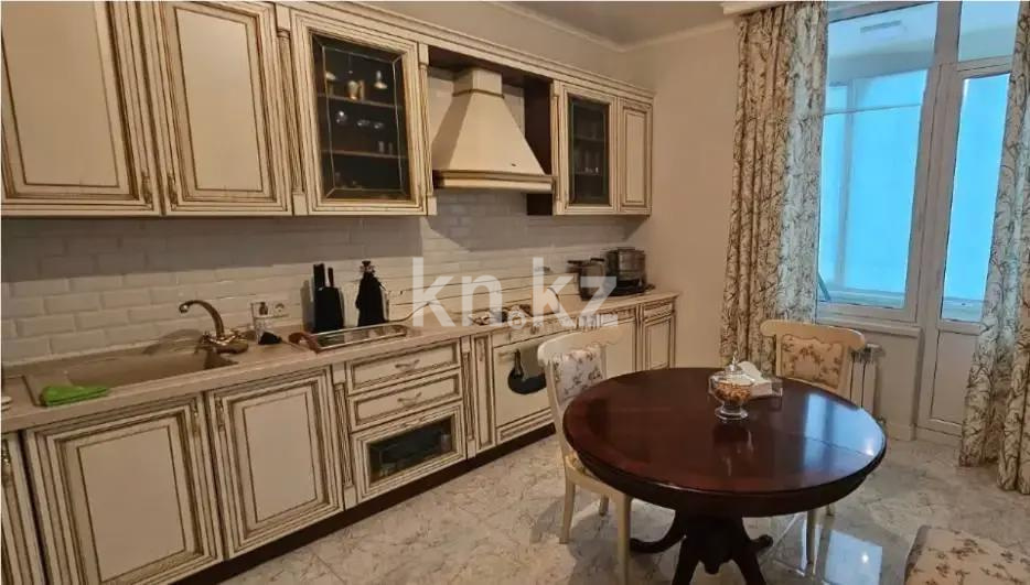 Продажа 2-комнатной квартиры, 78 м², ул. Басенова, дом  10 в Алматы - фото 3