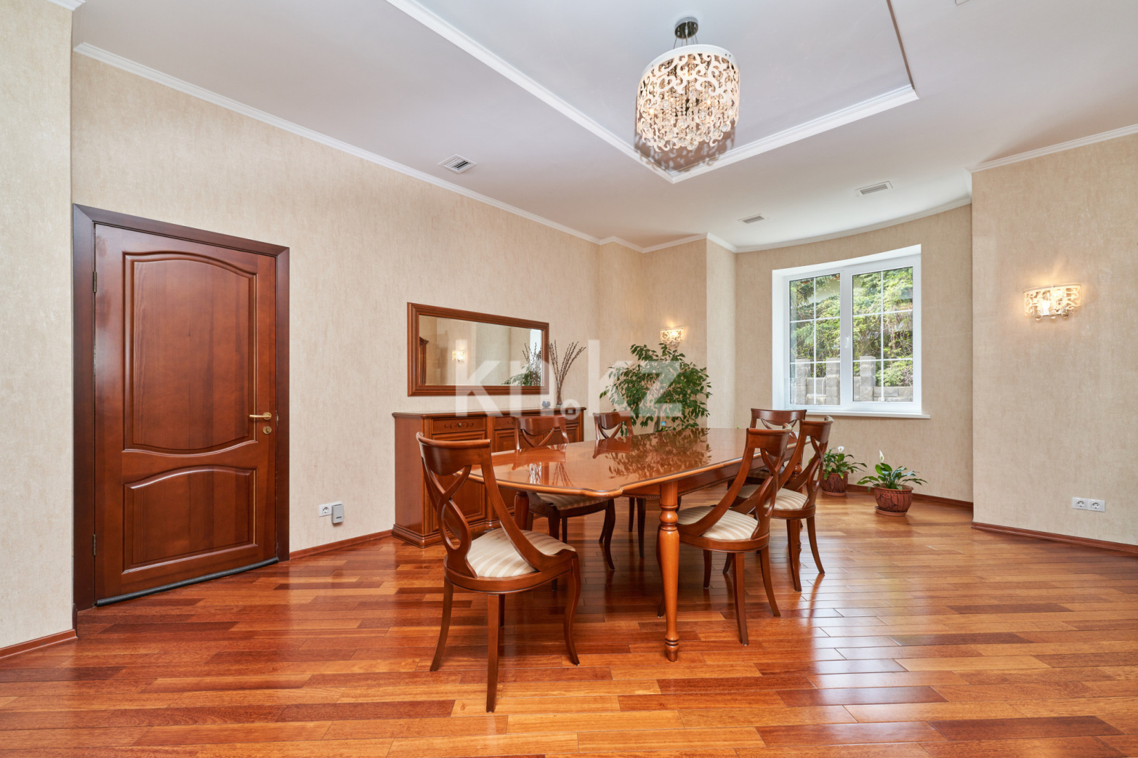 Продажа 10-комнатного дома, 805 м², ул. Ладушкина, дом  120/27 в Алматы - фото 8