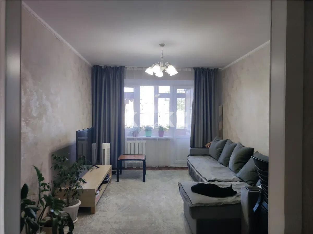 Продажа 3-комнатной квартиры, 62.5 м², пр. Абылай хана, дом  27/1 - Продажа  трехкомнатных квартир в Астане без посредников фото 1 из 3