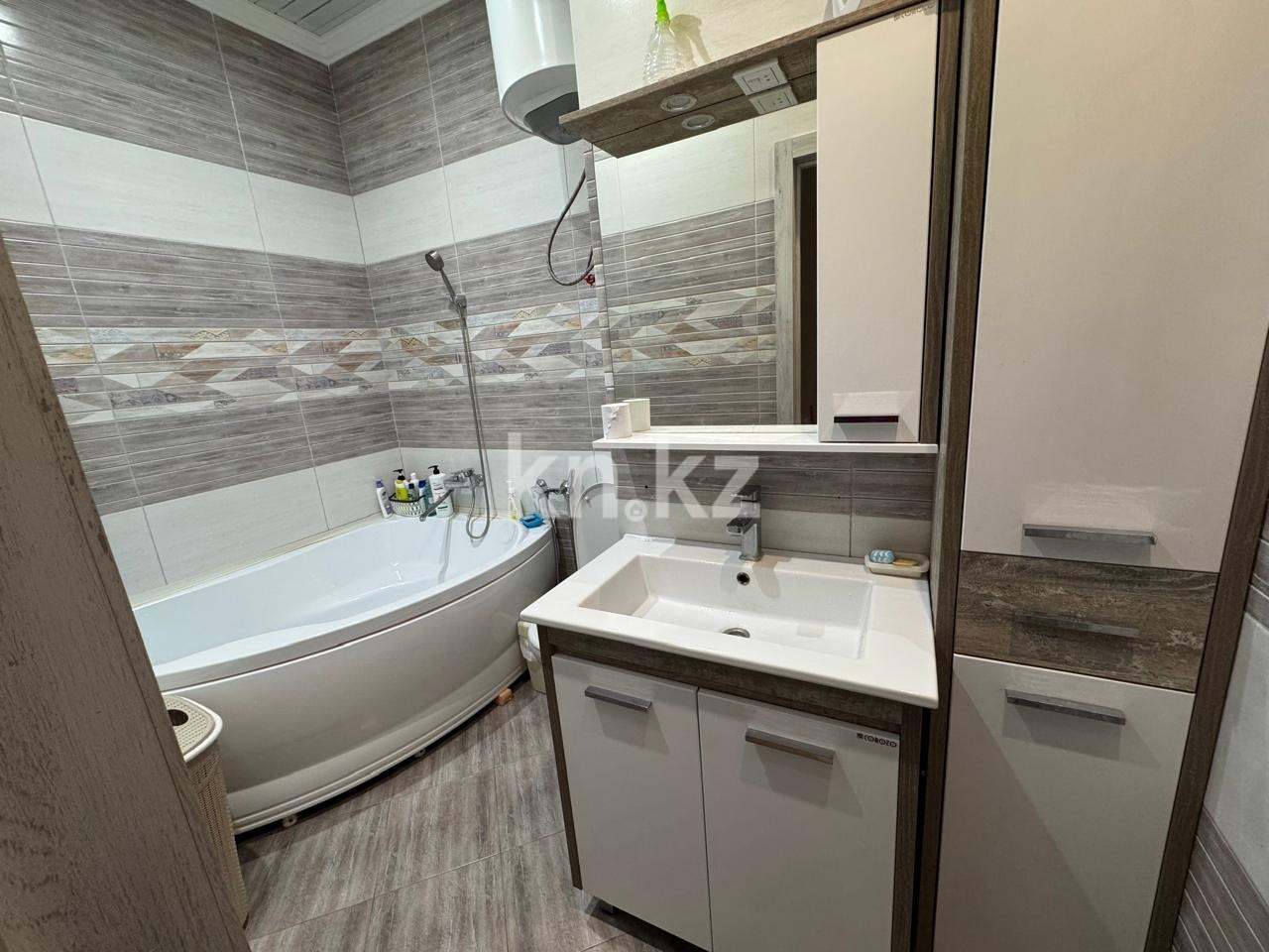 Продажа 3-комнатной квартиры, 73.8 м² в Караганде - фото 5