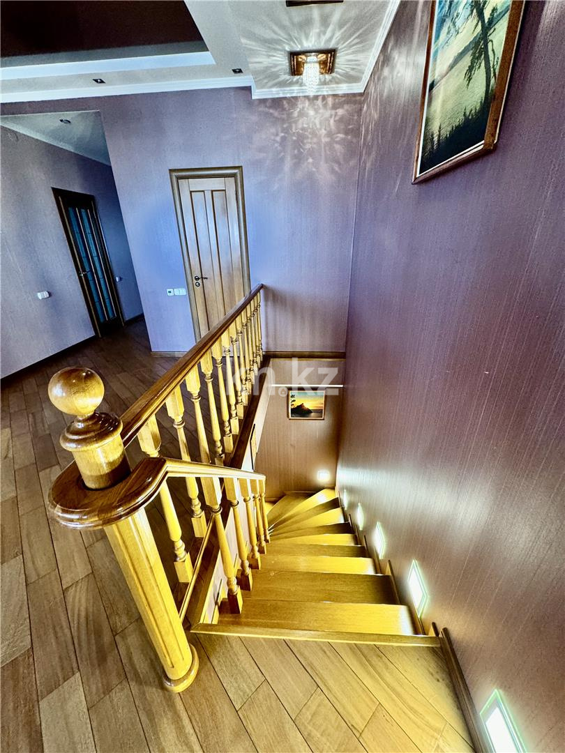 Продажа 6-комнатной квартиры, 227 м², ул. Ерубаева, дом  50/6 - Продажа  пятикомнатных квартир в Караганде фото 21 из 59