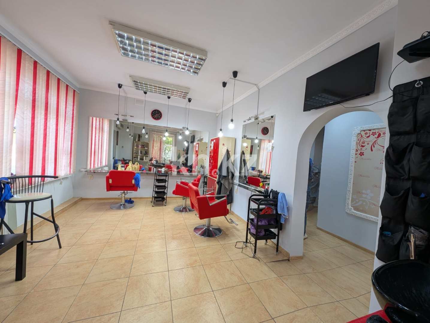 Продажа , 111.4 м², ул. Карбышева, дом  62 - Продажа жилой и коммерческой недвижимости в Уральске фото 13 из 37