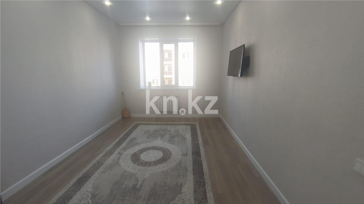 Продажа 3-комнатной квартиры, 82 м², ул. Муканова - Продажа квартир в Караганде фото 1 из 15
