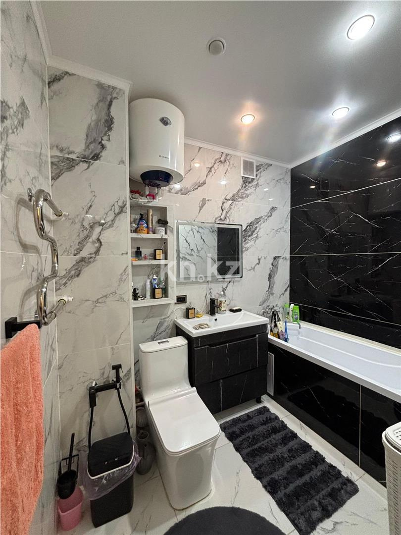 Продажа 3-комнатной квартиры, 82 м², ул. Сарыарка, дом  19 - Продажа квартир в Караганде фото 5 из 8