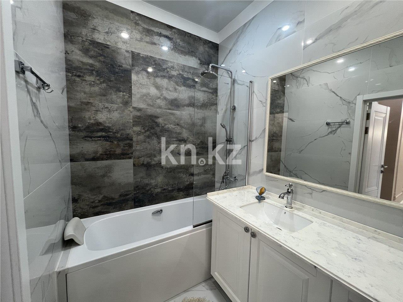 Продажа 5-комнатной квартиры, 125 м², пр. Шахтеров - Продажа квартир в Караганде фото 13 из 20