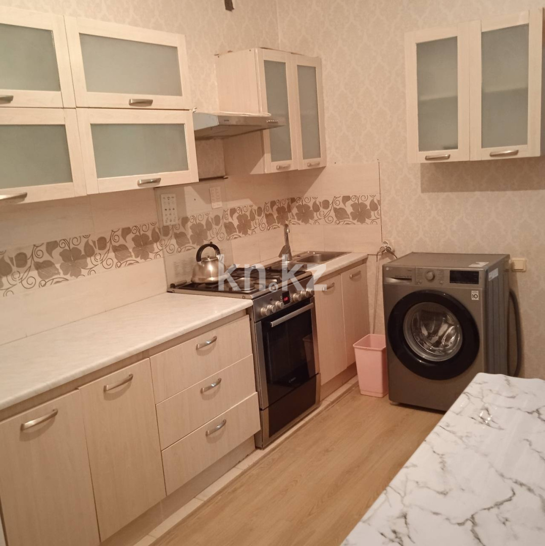 Аренда 2-комнатной квартиры, 60 м² - Аренда двухкомнатных квартир помесячно в Астане фото 1 из 9