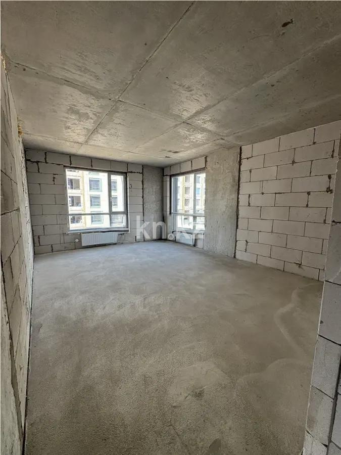 Продажа 4-комнатной квартиры, 129 м² в Астане