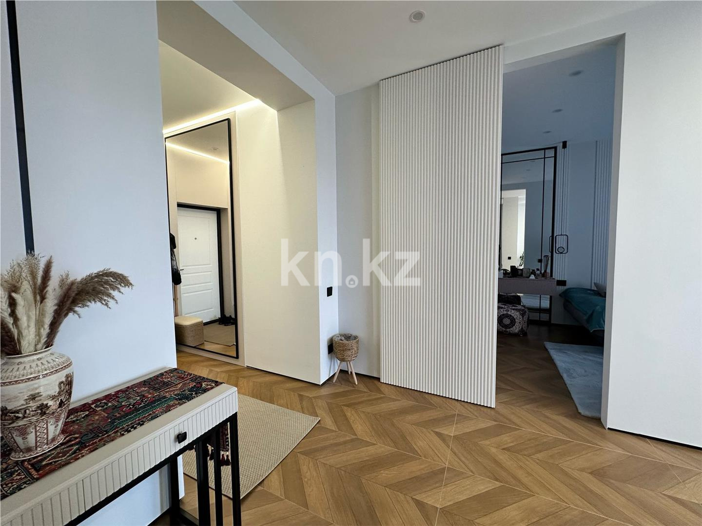 Продажа 2-комнатной квартиры, 63 м², пр. Республики, дом  49 - Продажа  двухкомнатных квартир в Караганде фото 15 из 17