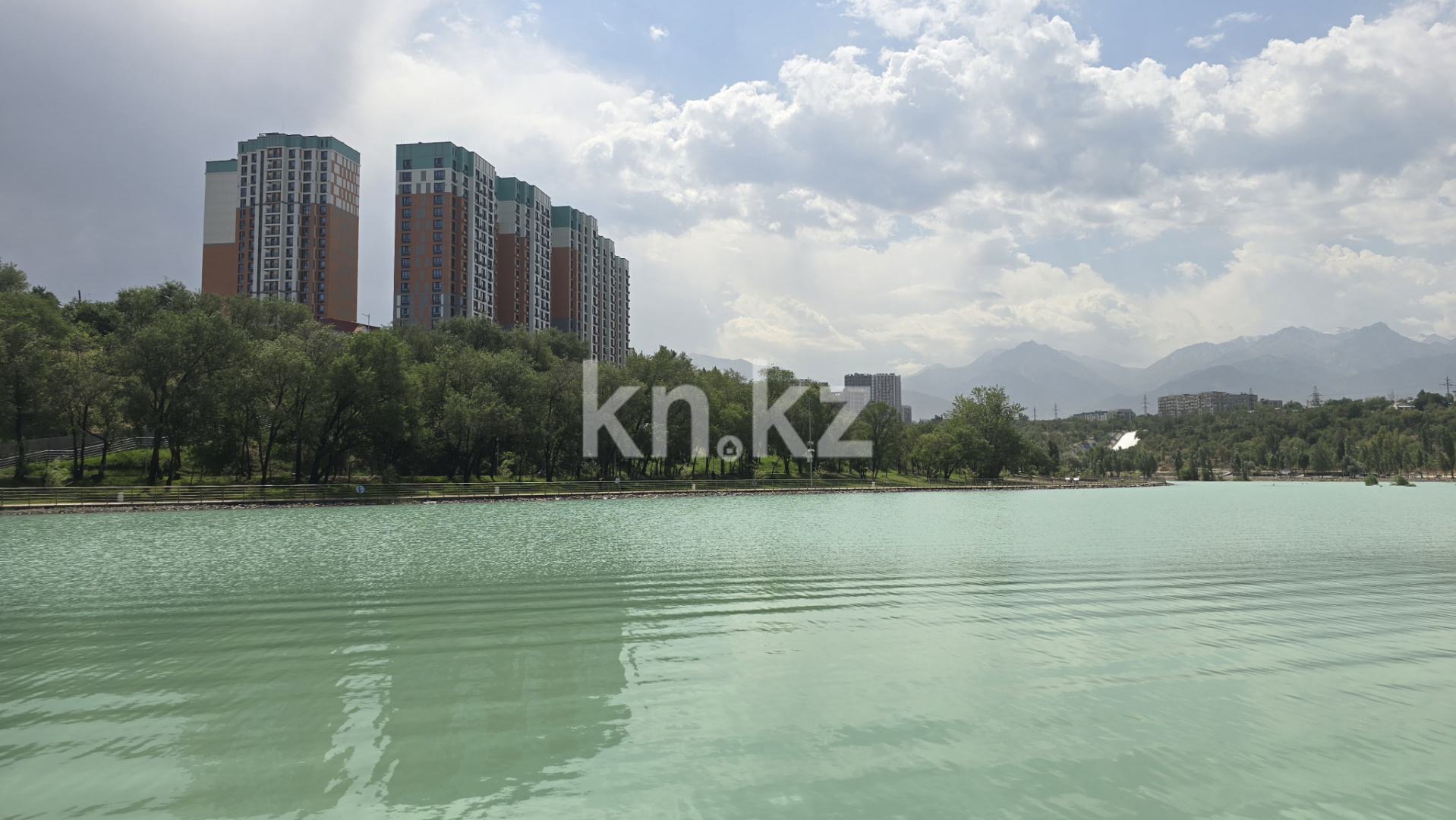 Аренда 2-комнатной квартиры, 76 м² - Аренда недвижимости в Алматы фото 12 из 14