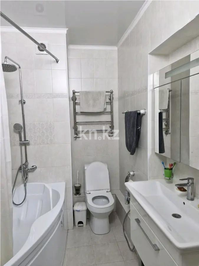 Продажа 3-комнатной квартиры, 120 м², ул. Толе би, дом  286/5 в Алматы - фото 5