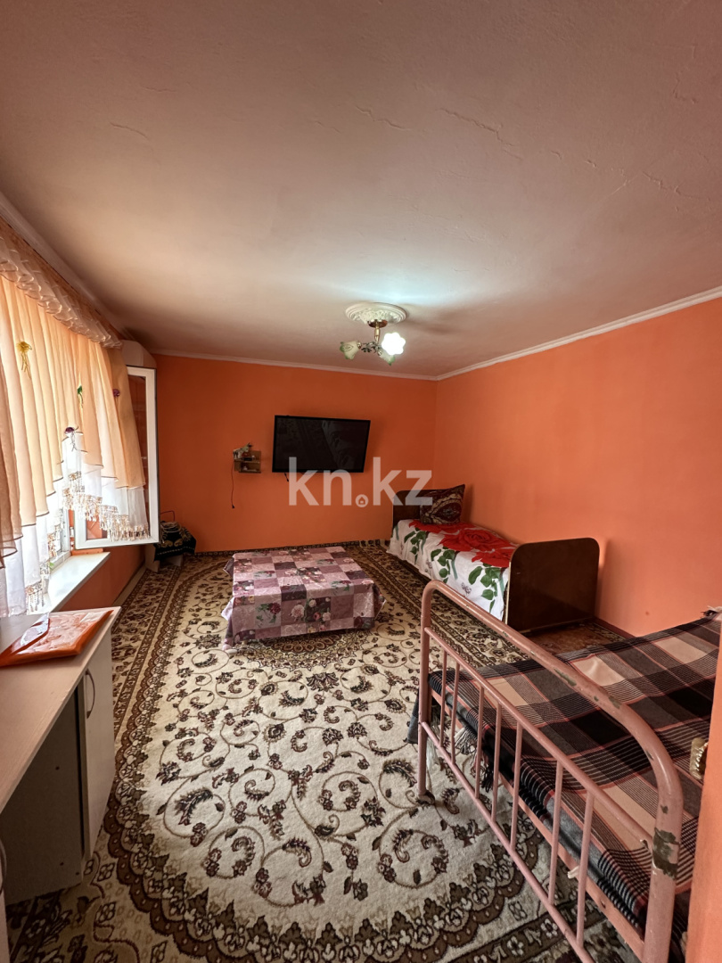 Продажа 9-комнатного дома, 250 м², Гульстан, дом  1 - Продажа квартир в Казахстане фото 1 из 17