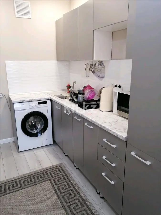 Продажа 2-комнатной квартиры, 45 м², ул. Жунисова, дом  12/2 в Алматы - фото 2