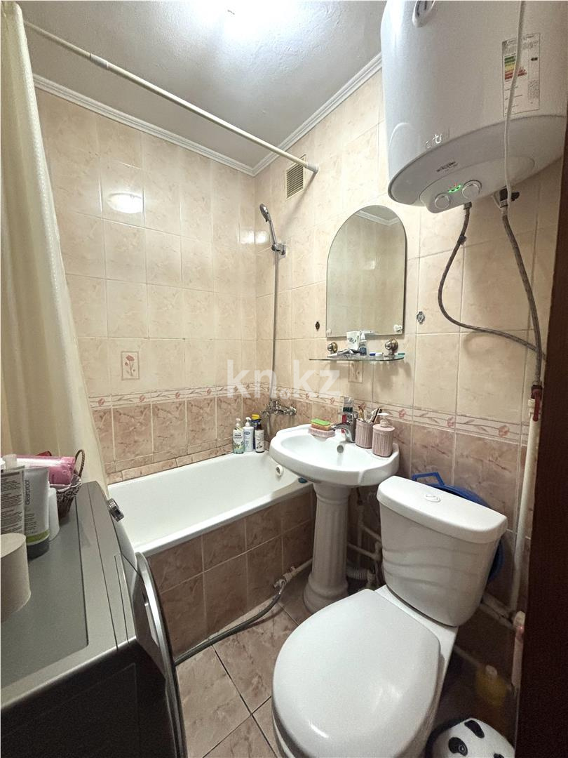 Продажа 2-комнатной квартиры, 44 м², пр. Назарбаева, дом  27 - Продажа квартир в Караганде фото 8 из 12