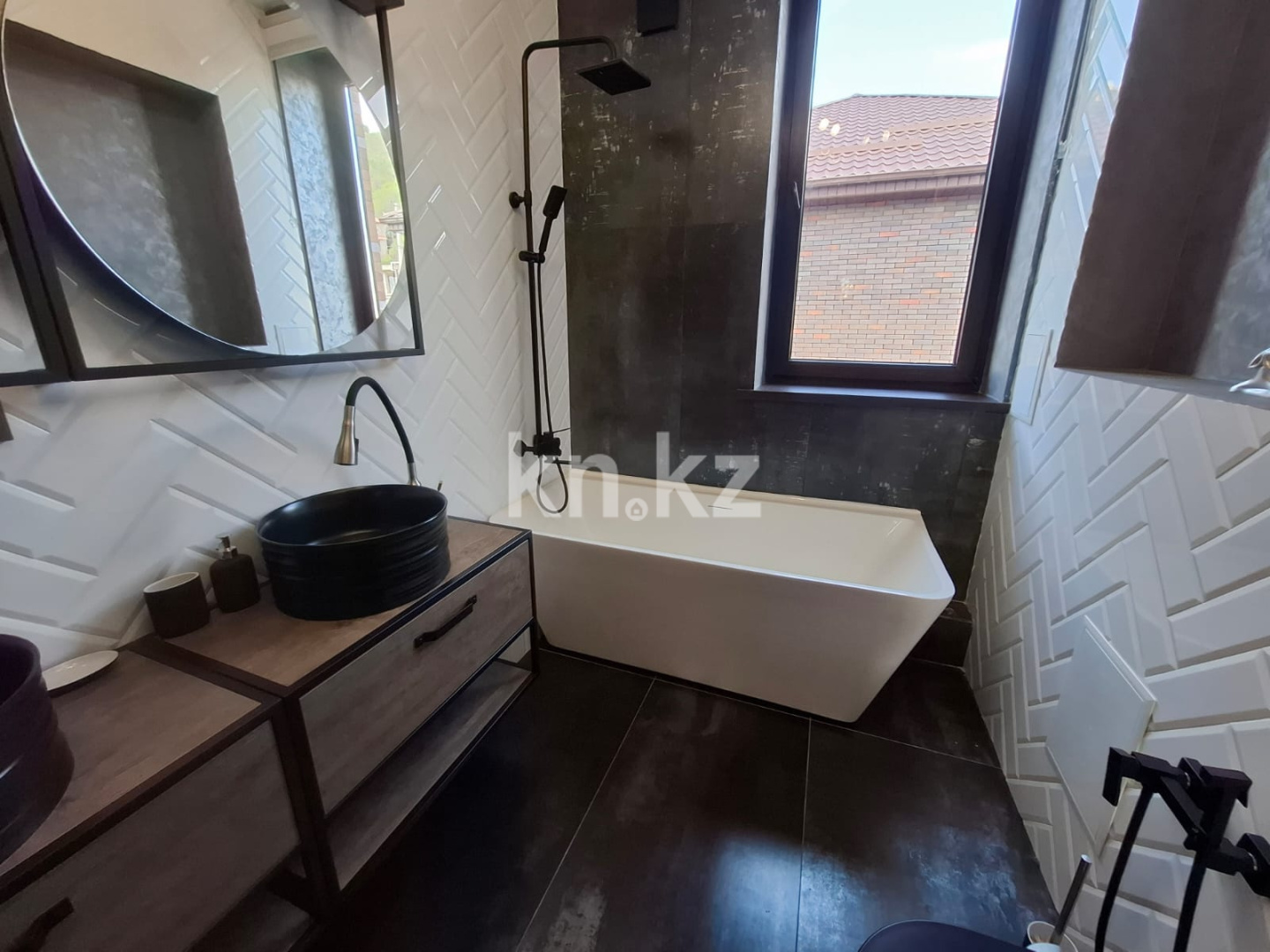 Продажа 5-комнатного дома, 212 м² - Продажа домов, коттеджей в Казахстане фото 17 из 40