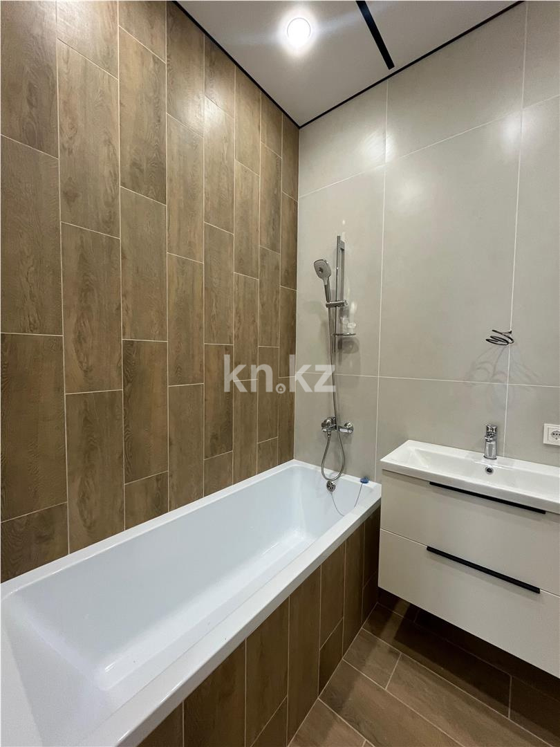 Продажа 2-комнатной квартиры, 44 м², ул. Ашимова, дом  7/1 в Караганде - фото 10