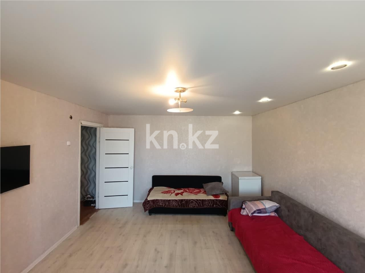 Продажа 2-комнатной квартиры, 50 м² - Продажа двухкомнатных квартир в Караганде - страница 7 фото 2 из 8