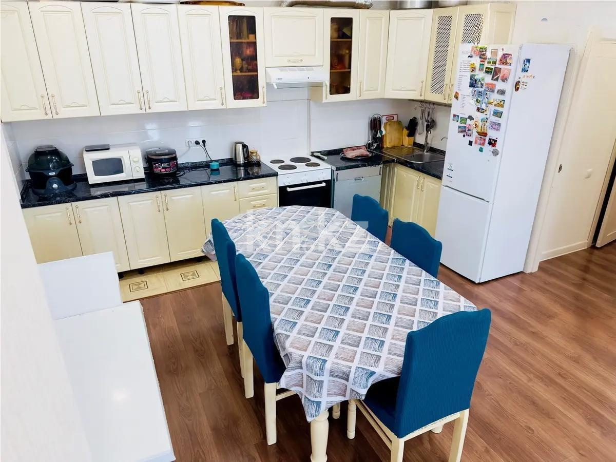 Продажа 3-комнатной квартиры, 96 м², ул. Акан Серы, дом  16 в Астане - фото 3