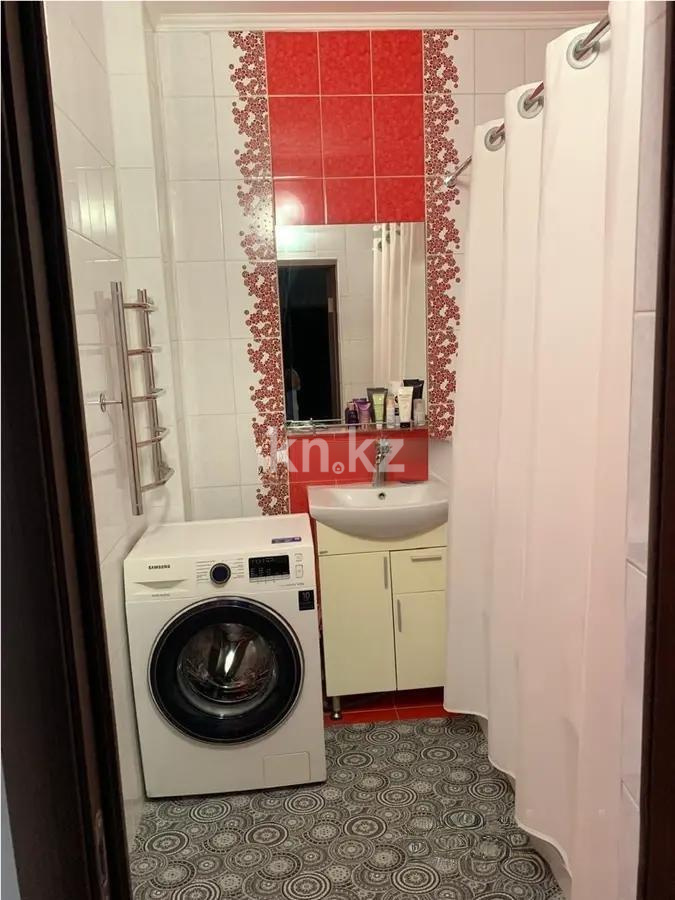 Продажа 2-комнатной квартиры, 70.2 м² - Продажа двухкомнатных квартир в панельном доме в Алматы - страница 3 фото 4 из 6