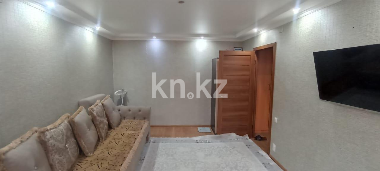 Продажа 2-комнатной квартиры, 50 м², мкр. Мамраева (Восток-5) - Продажа квартир в Караганде фото 2 из 13