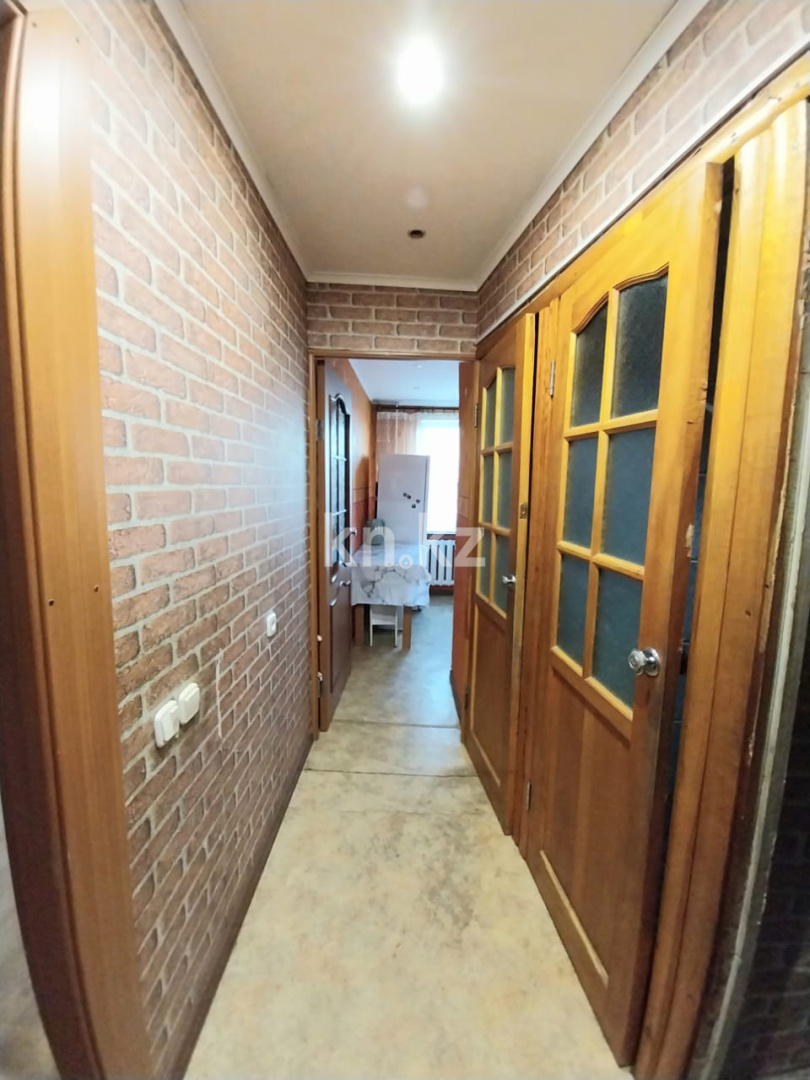 Продажа 1-комнатной квартиры, 30.5 м², мкр-н 18 - Продажа  однокомнатных квартир в Караганде фото 2 из 9