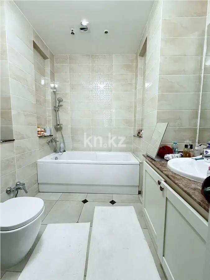 Продажа 4-комнатной квартиры, 136 м² в Астане - фото 5